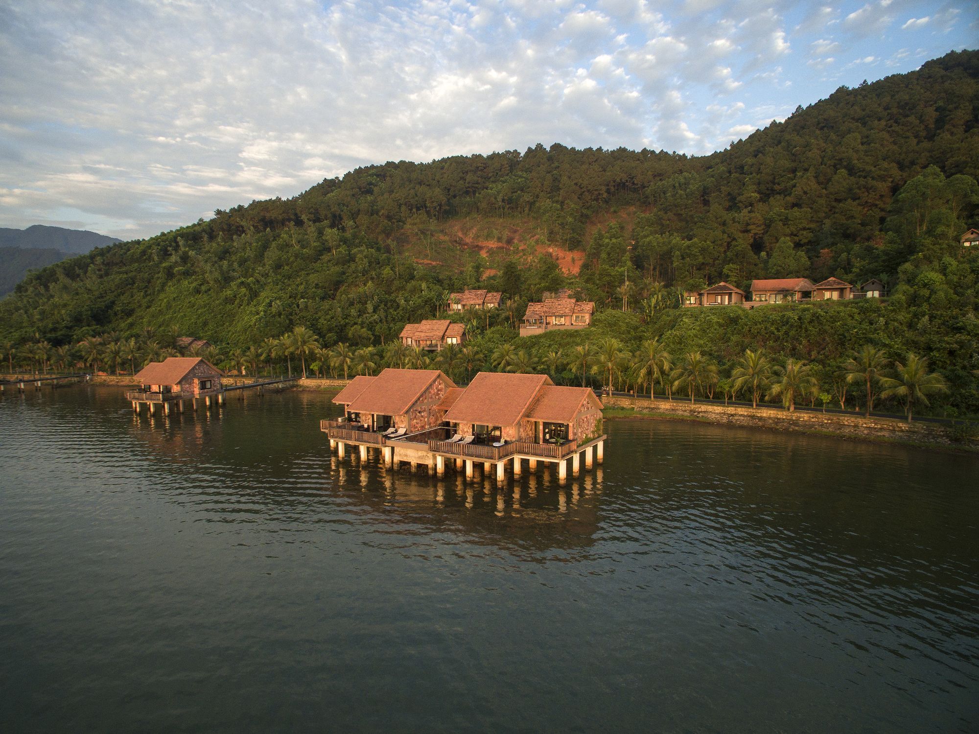 Vedana Lagoon Resort & Spa Hue Buitenkant foto